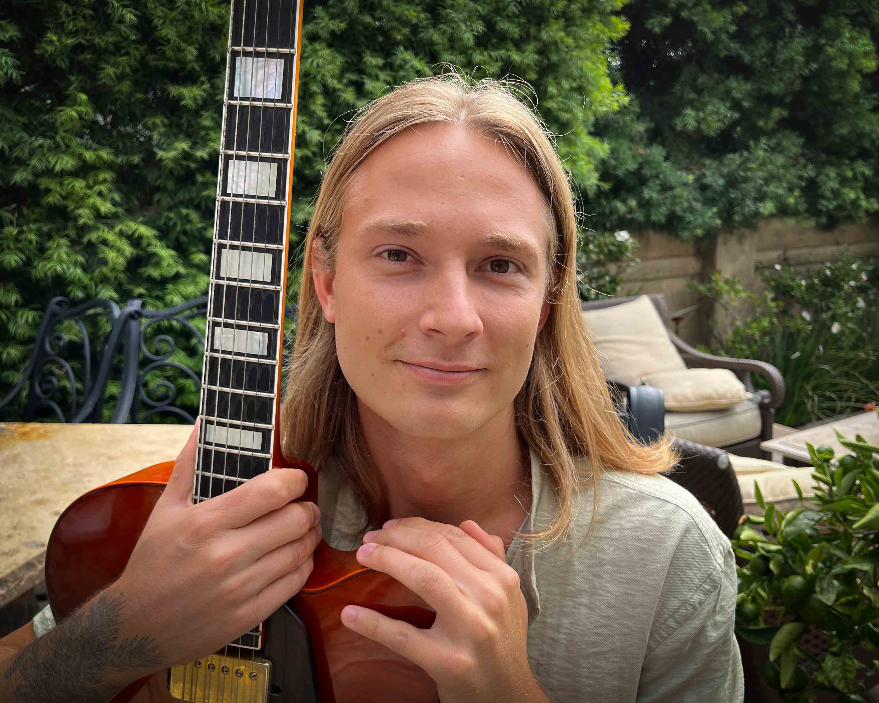 Luca Ferrara at Virtu.Academy Guitar.